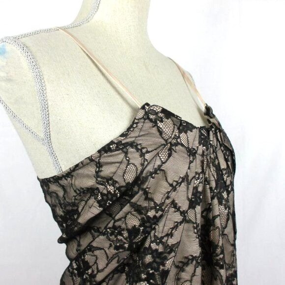 Victoria's Secret Moda International Flirty Lace Slip Dress Size 2 NEW - Picture 3 of 9